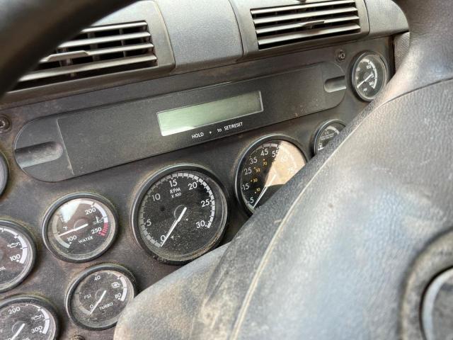 1FUJGECV27LY61184 - 2007 FREIGHTLINER CASCADIA Сұр фото 7