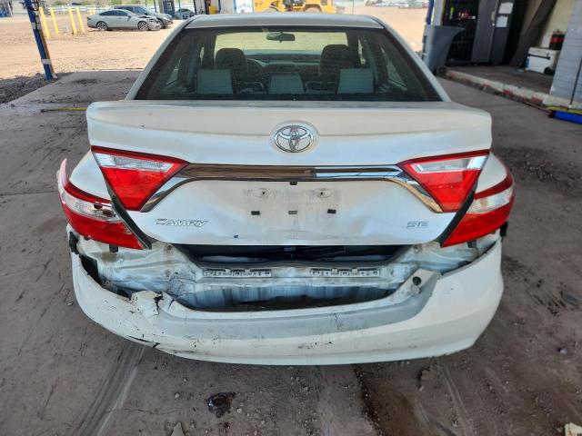 4T1BF1FK2HU321060 - 2017 TOYOTA CAMRY LE WHITE photo 6