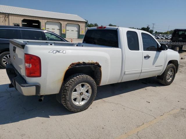 1GCRKSEA8DZ302927 - 2013 CHEVROLET SILVERADO K1500 LT WHITE photo 3