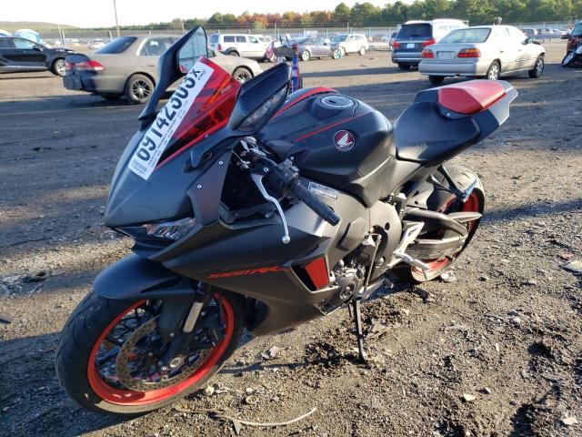 JH2SC7758HK000524 - 2017 HONDA CBR1000 RA BLACK photo 2