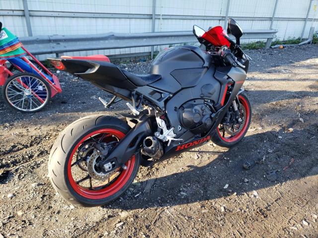 JH2SC7758HK000524 - 2017 HONDA CBR1000 RA BLACK photo 3