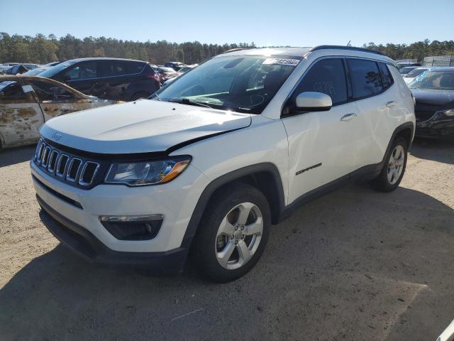 3C4NJCBB9JT226299 - 2018 JEEP COMPASS LATITUDE WHITE photo 1