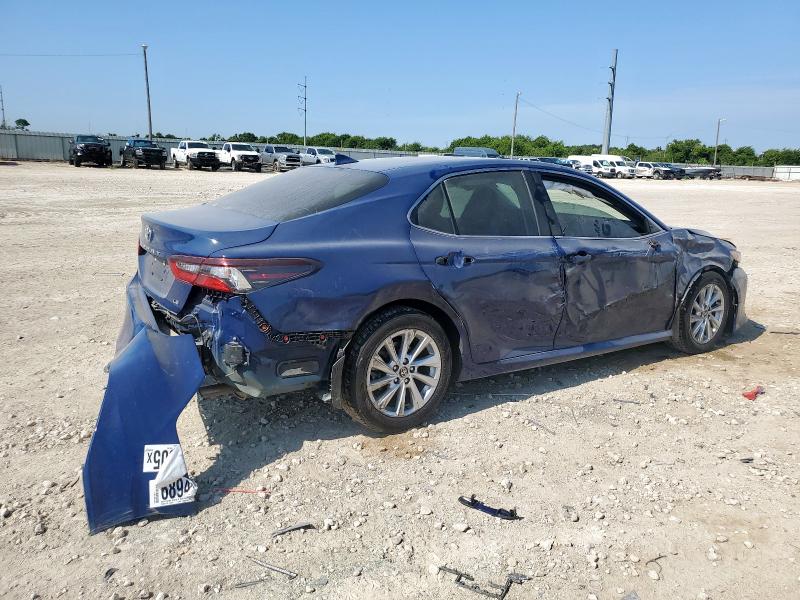 4T1R11AK4PU138097 - 2023 TOYOTA CAMRY LE BLUE photo 3