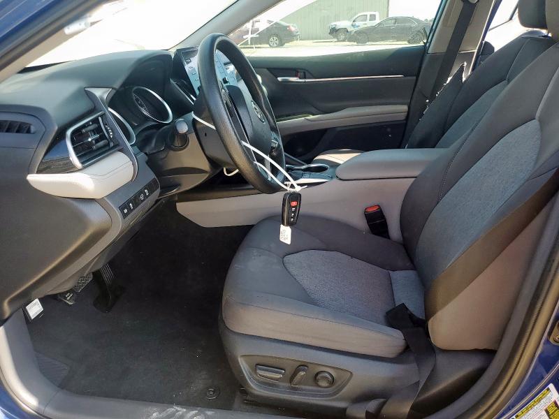 4T1R11AK4PU138097 - 2023 TOYOTA CAMRY LE BLUE photo 7