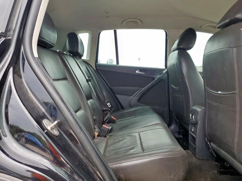 WVGAV3AXXDW600607 - 2013 VOLKSWAGEN TIGUAN S BLACK photo 11