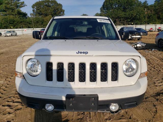 1C4NJRFB8HD170420 - 2017 JEEP PATRIOT LATITUDE WHITE photo 5