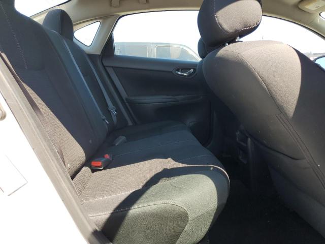 3N1AB7AP5JY253067 - 2018 NISSAN SENTRA S 银色 照片 10