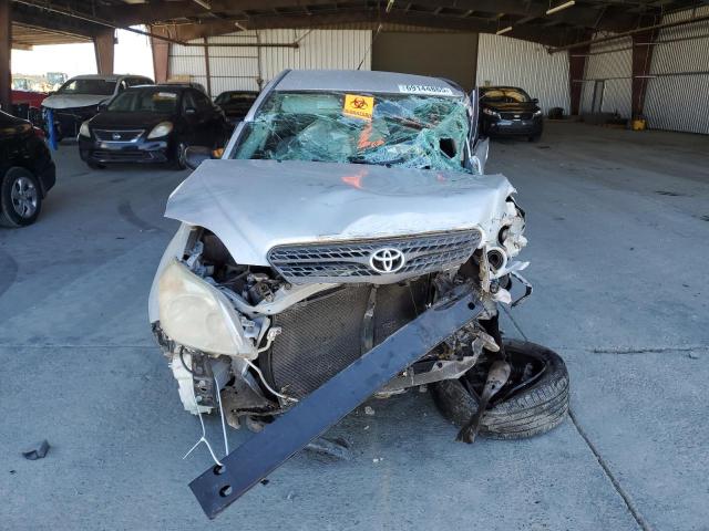 2T1KR32E17C675669 - 2007 TOYOTA COROLLA MATRIX XR SILVER photo 5