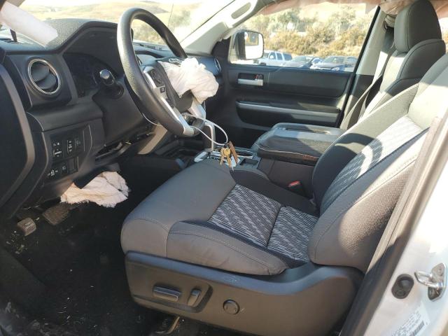 5TFUY5F16KX839765 - 2019 TOYOTA TUNDRA DOUBLE CAB SR/SR5 WHITE photo 7