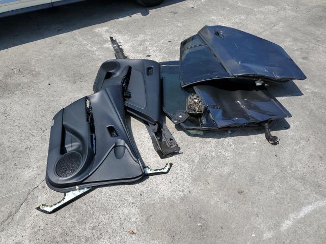 JTDKARFP1J3098387 - 2018 TOYOTA PRIUS PRIM Сұр фото 12