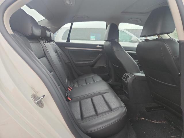 3VWRX7AJ6AM166022 - 2010 VOLKSWAGEN JETTA SE 白色 照片 10