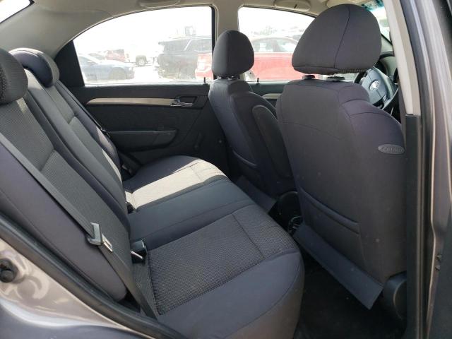 KL1TD56667B061255 - 2007 CHEVROLET AVEO BASE SILVER photo 10