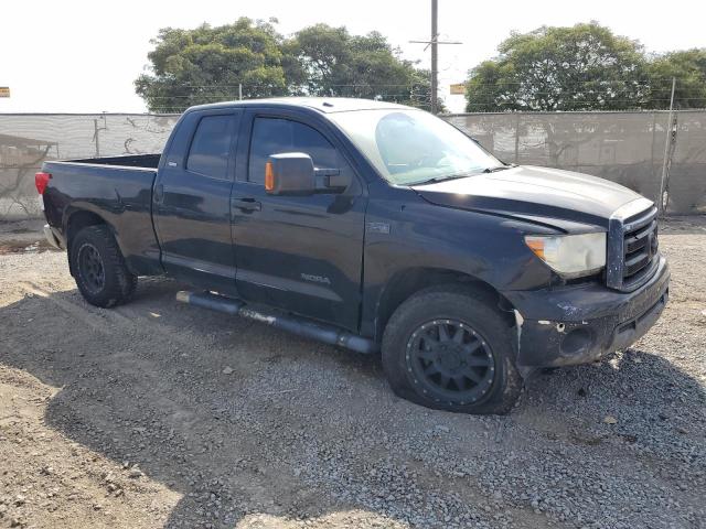 5TFUY5F12BX177974 - 2011 TOYOTA TUNDRA DOUBLE CAB SR5 BLACK photo 4