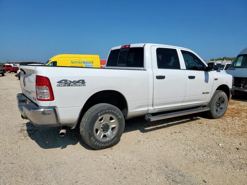 3C6UR5CJ7NG139013 - 2022 RAM 2500 TRADESMAN WHITE photo 3