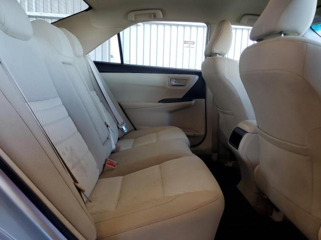 4T1BF1FK3GU260395 - 2016 TOYOTA CAMRY LE 银色 照片 10