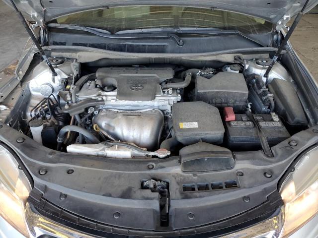 4T1BF1FK3GU260395 - 2016 TOYOTA CAMRY LE 银色 照片 11