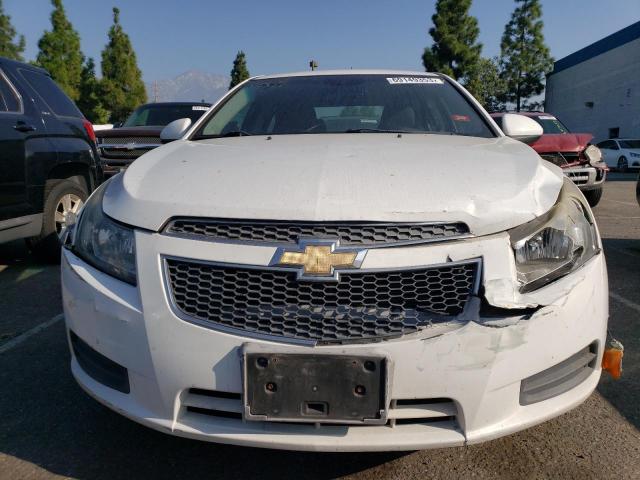 1G1PK5SB2D7189308 - 2013 CHEVROLET CRUZE LT WHITE photo 5