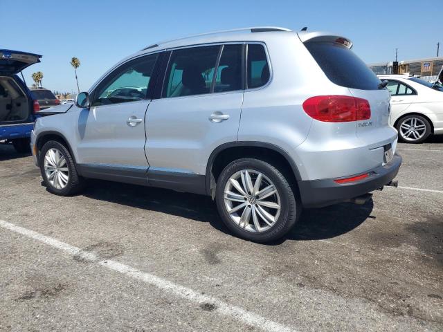 WVGAV3AX6EW591714 - 2014 VOLKSWAGEN TIGUAN S SILVER photo 2