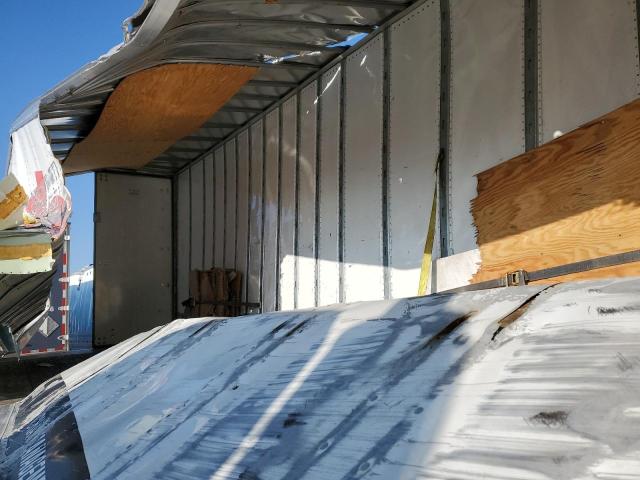 1UYVS2538N7667607 - 2022 UTILITY VS2DX WHITE photo 9