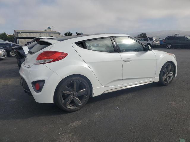 KMHTC6AE6FU225599 - 2015 HYUNDAI VELOSTER TURBO WHITE photo 3