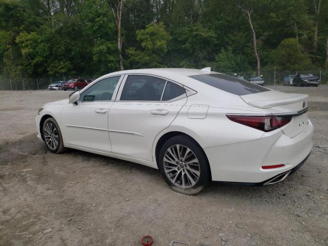 58ABZ1B18KU028154 - 2019 LEXUS ES 350 WHITE photo 2