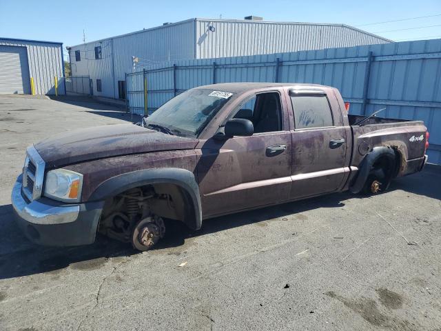 2005 DODGE DAKOTA QUAD SLT, 