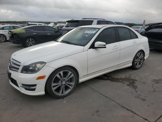 WDDGF4HBXDA864778 - 2013 MERCEDES-BENZ C 250 WHITE photo 1