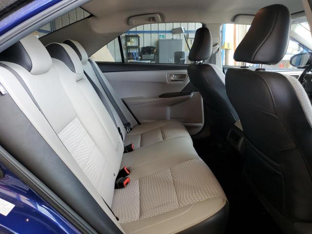 4T1BF1FK7FU878401 - 2015 TOYOTA CAMRY LE BLUE photo 10
