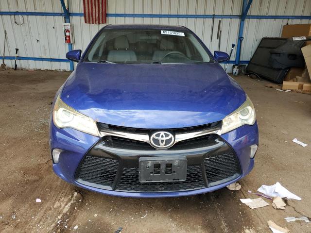 4T1BF1FK7FU878401 - 2015 TOYOTA CAMRY LE BLUE photo 5
