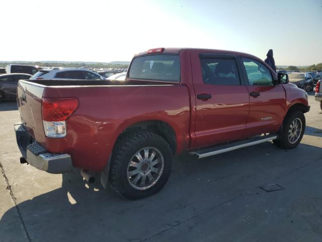 5TFEM5F12BX022325 - 2011 TOYOTA TUNDRA CREWMAX SR5 RED photo 3