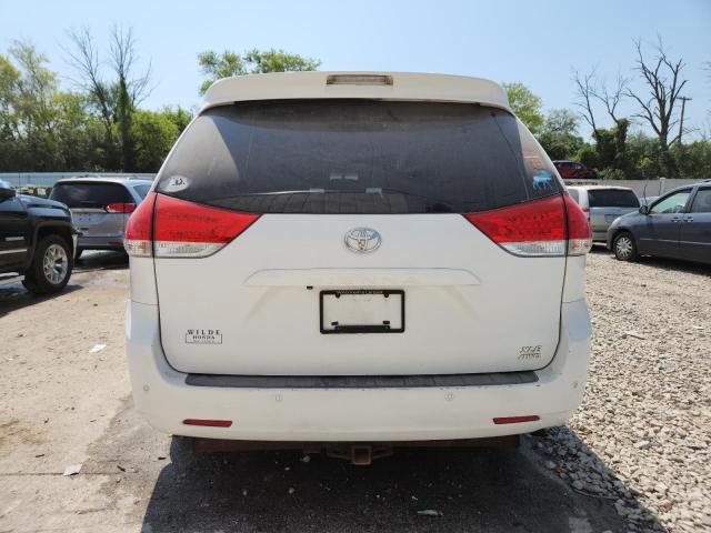 5TDDK3DC2BS020414 - 2011 TOYOTA SIENNA XLE 白色 照片 6