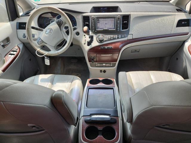 5TDDK3DC2BS020414 - 2011 TOYOTA SIENNA XLE 白色 照片 8