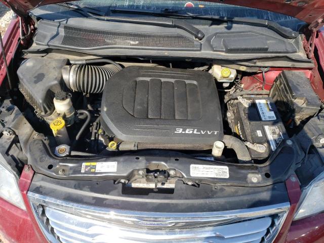 2C4RC1BG3GR142003 - 2016 CHRYSLER TOWN & COU TOURING RED photo 12