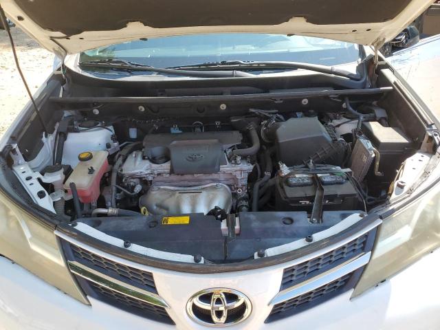 2T3RFREV3FW357062 - 2015 TOYOTA RAV4 XLE WHITE photo 12