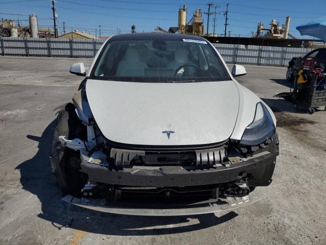 5YJ3E1EA9NF359670 - 2022 TESLA MODEL 3 WHITE photo 5