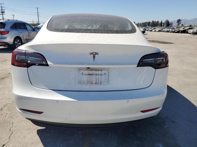 5YJ3E1EA9NF359670 - 2022 TESLA MODEL 3 WHITE photo 6