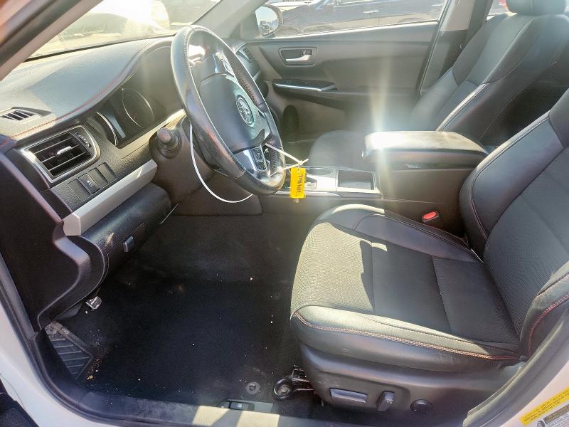 4T1BF1FK5HU665238 - 2017 TOYOTA CAMRY SE LE WHITE photo 7