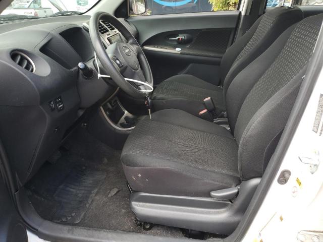 JTKKU4B42B1012340 - 2011 TOYOTA SCION XD WHITE photo 7