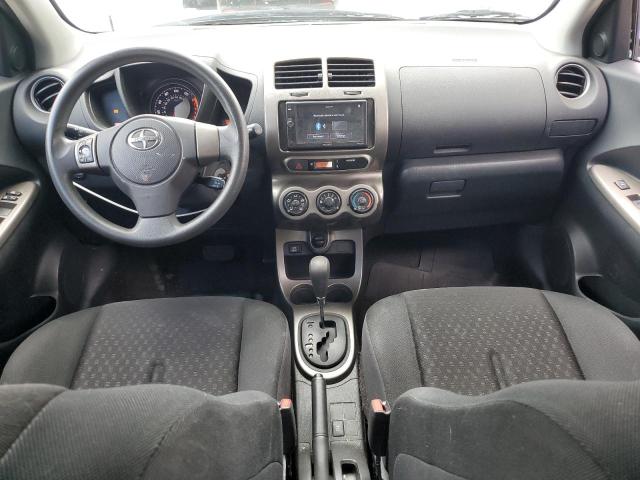 JTKKU4B42B1012340 - 2011 TOYOTA SCION XD WHITE photo 8