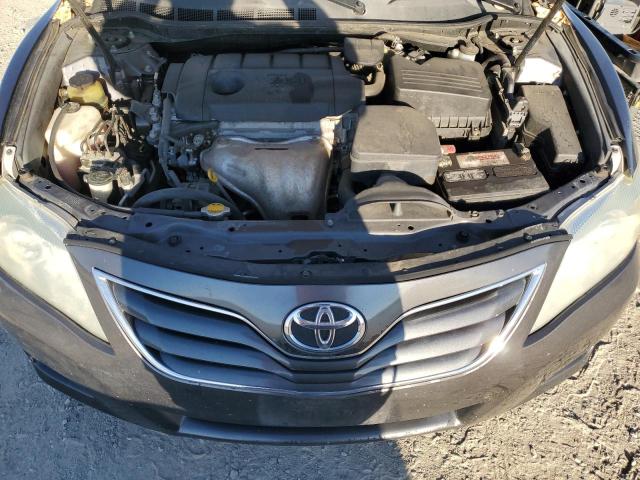 4T1BF3EK9BU679812 - 2011 TOYOTA CAMRY BASE GRAY photo 11