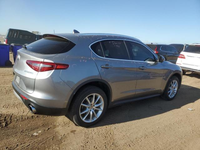 ZASFAKBN5J7B59818 - 2018 ALFA ROMEO STELVIO TI SILVER photo 3