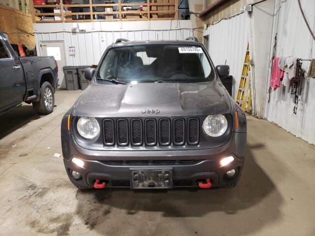 ZACCJBCB3HPF31685 - 2017 JEEP RENEGADE TRAILHAWK GRAY photo 5