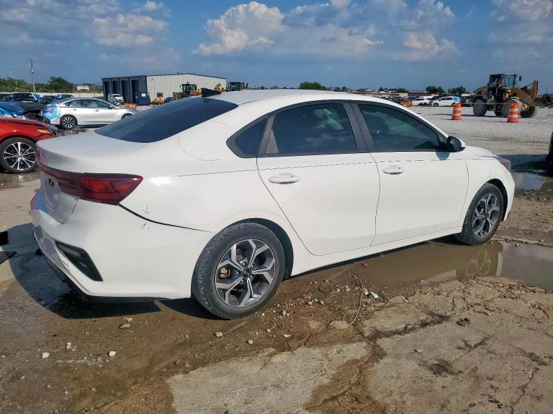 3KPF24AD7KE128792 - 2019 KIA FORTE FE WHITE photo 3