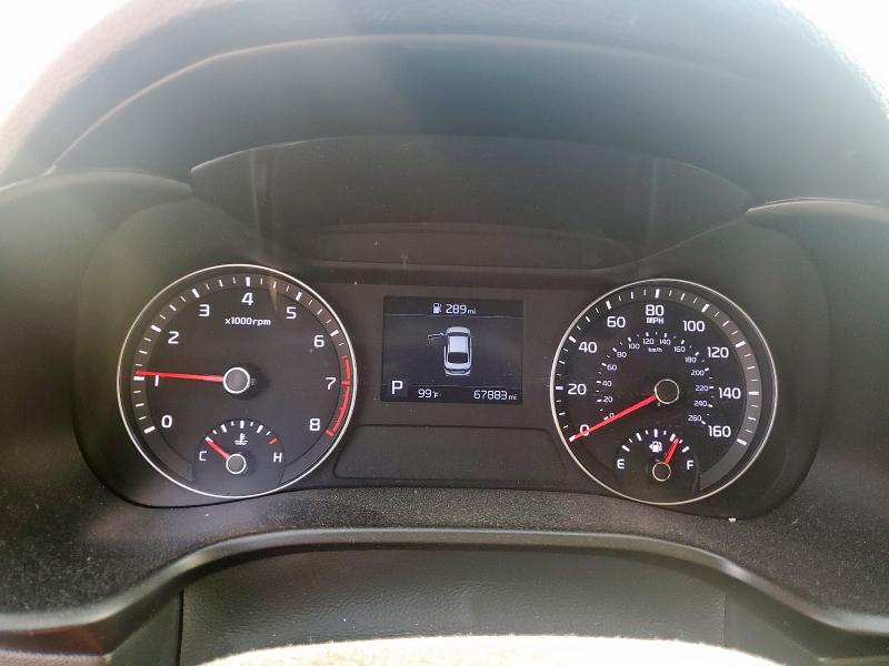 3KPF24AD7KE128792 - 2019 KIA FORTE FE WHITE photo 9