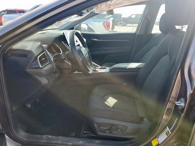 4T1C11AK7NU075208 - 2022 TOYOTA CAMRY LE GRAY photo 7