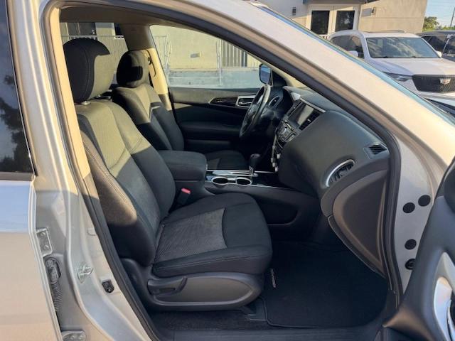 5N1DR2MN2HC672804 - 2017 NISSAN PATHFINDER S SILVER photo 7