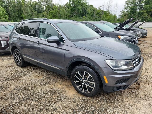 3VV3B7AX7MM080106 - 2021 VOLKSWAGEN TIGUAN SE Boz foto 4