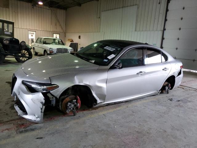 ZARFAEDN2H7550206 - 2017 ALFA ROMEO GIULIA Q4 ვერცხლისფერი ფოტო 1