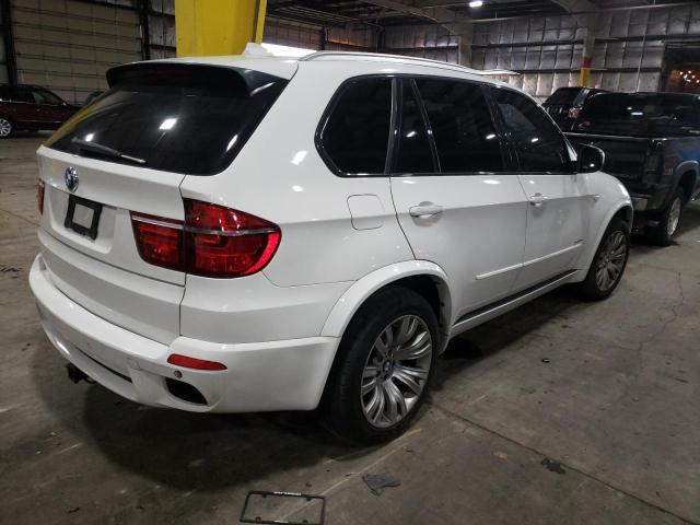 5UXZV8C5BL421755 - 2011 BMW X5 XDRIVE5 WHITE photo 3