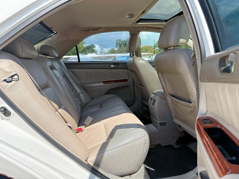 4T1BE32K52U027812 - 2002 TOYOTA CAMRY LE WHITE photo 6